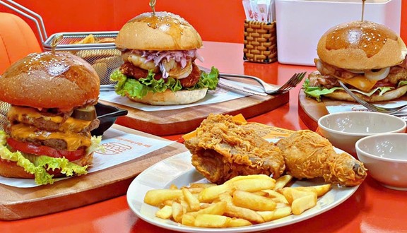 Trang Burger - Hamburger, Gà Giòn & Mỳ Ý - Trương Công Định