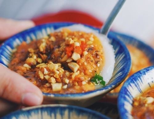 Bếp Nhà VŨ & Đồ Ăn Vặt - Vinhome Grand Park