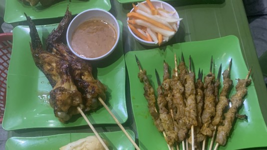 Bánh Mì Nướng - Xiên Nướng Baka