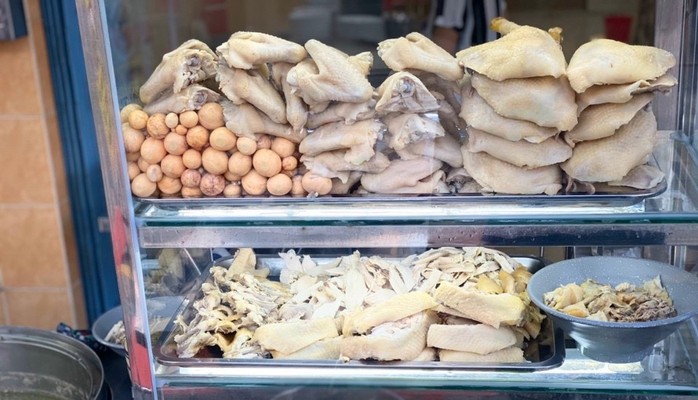 Hủ Tiếu Mì Gà Nguyễn Kim - Tân Hòa Đông