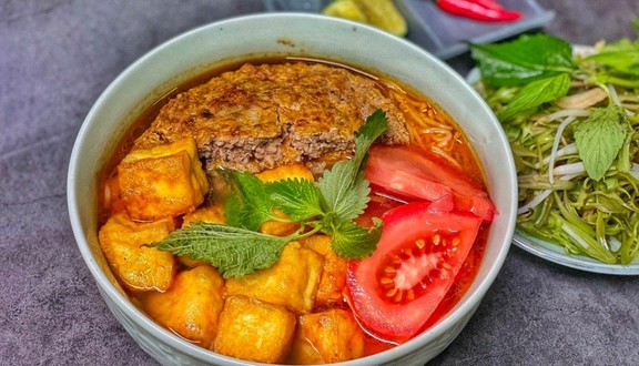 Quán Chị Cẩm - Bún Riêu Cua - Nguyễn Thị Mười