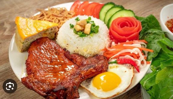 Mộc Quán - Cơm Tấm, Cơm Gà & Đồ Ăn Vặt - Nguyễn Khánh Toàn