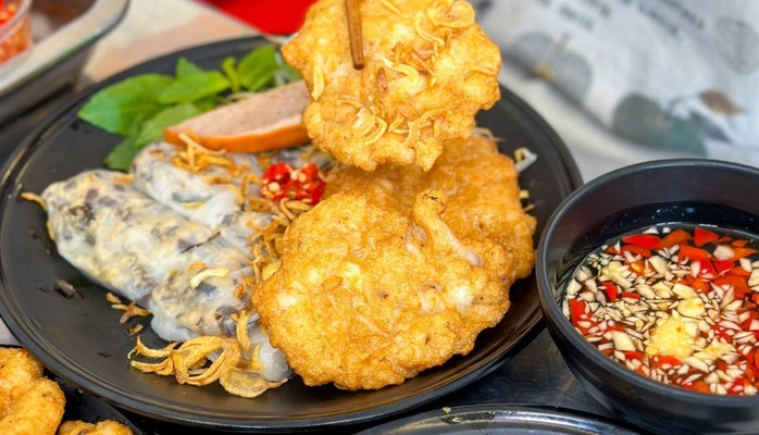 Yến - Bánh Cuốn Chả Mực, Bánh Đa Cua & Bún Riêu Cua