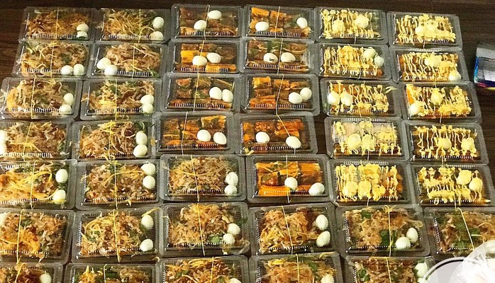 Bánh Tráng Trộn, Bánh Tráng Cuộn Sài Gòn & Nước Ép - 29 Cửa Đông
