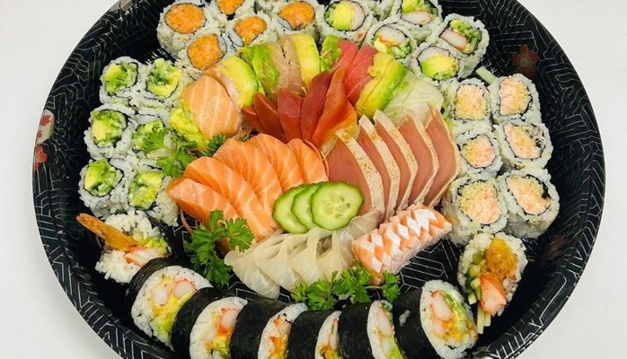 SuShi World - Cá Hồi NaUy - 85 Trần Quang Khải