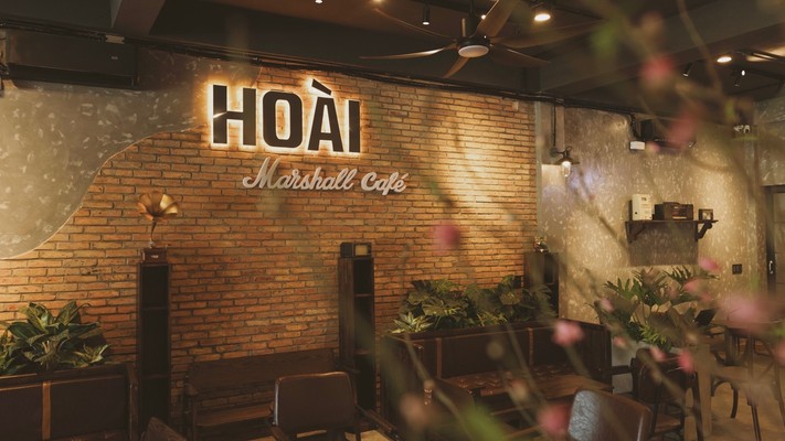 Hoài Cafe - 119 Huỳnh Thúc Kháng