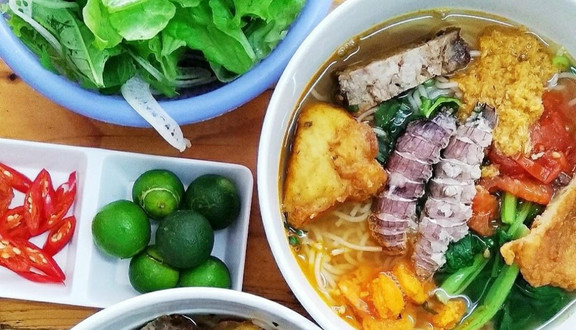 Bún Hải Sản Bà Châm - Đội Cấn