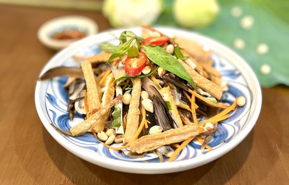 Chay Ngọc Liên - Thành Thái