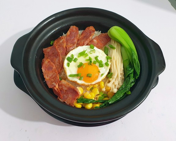 Cơm Đốt Thố Bao Bao Xiang 明火煲仔饭