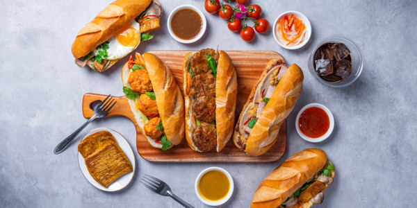 Bánh Mì Thịt Nướng Dòn Dòn, Bánh Mì Chả Cá & Sữa Bắp - Lakeview