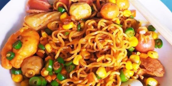 Tiệm Cô Bê - 37 Đặng Tiến Đông