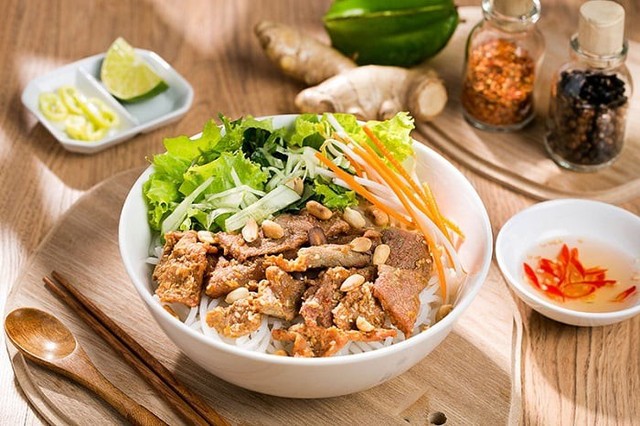 Bún Thịt Nướng & Nem Nướng Nhâm Thân - Đường số 4