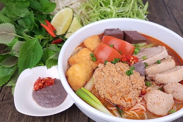 Bún Riêu Canh Bún Tuyền - Hoài Thanh