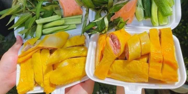 Tiệm Ăn Vặt Linh Linh