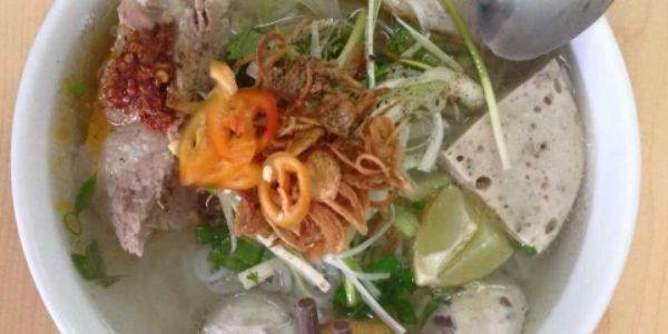 Hủ Tiếu Bò Kho - Bún Mọc Thanh Nhàn