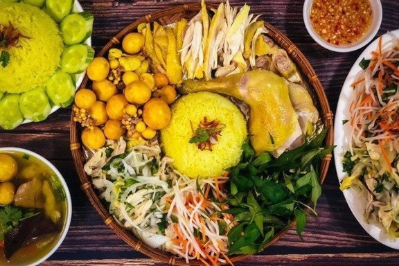 Cơm Gà Tam Kỳ Tuệ An - Đường D1