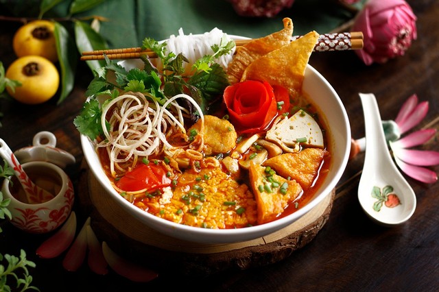 Hợp - Bún Riêu Chay & Coffee