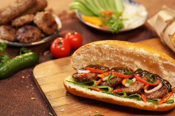 Bánh Mì Hà Nội Thanh Tiến - Bùi Văn Hòa