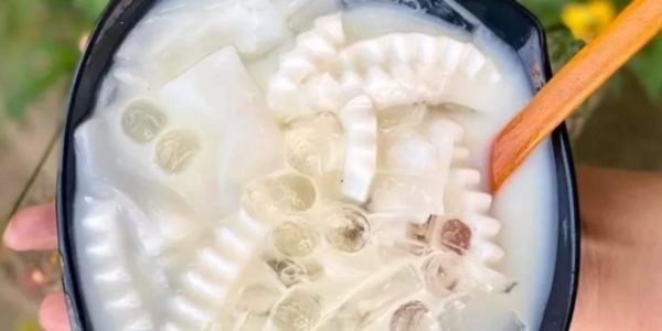 Quán Bảo Trâm Chè Dừa Dầm, Mít Trộn & Bánh Chuối Chiên Sài Gòn