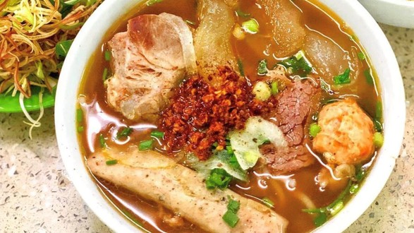 Ăn Vặt Chị Đẹp 2