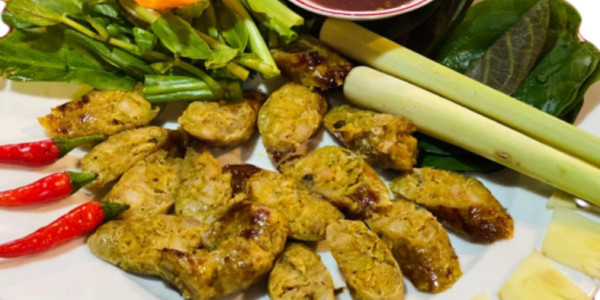 Cơm & Phở Sinh Viên