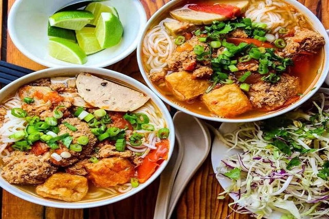 Bún Riêu Bà Kiều - Vương Thừa Vũ