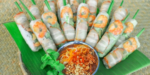 Bánh Mì Chả Cá, Heo Quay & Gỏi Cuốn - Lê Đức Thọ