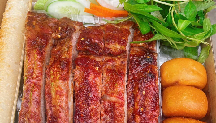 A DUY FOOD - Gà Quay Sườn Quay Cơm Lam - Quận 8