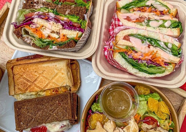 Mye Diet - Salad & Cơm Gạo Lứt - Ngọc Thụy