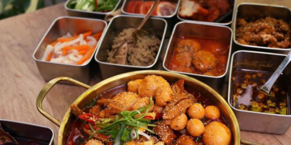 Tiệm Bánh Mì Hạnh Phúc - Bánh Mì & Xôi - Ngọc Lâm 