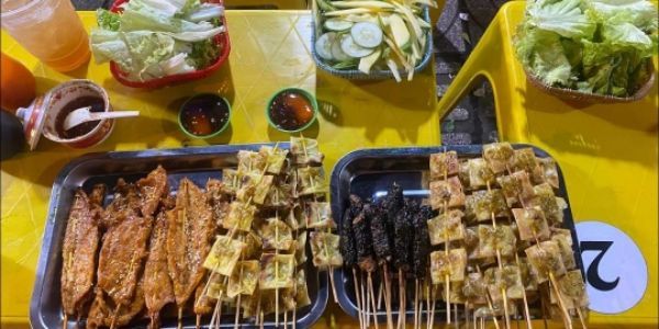 Tiệm Ăn Vặt Nhà Muối - Xiên Nướng Phú Yên - Phạm Văn Đồng