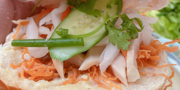 Bánh Mì CÓC - Bánh Mì Gà Xé - Bùi Hữu Nghĩa