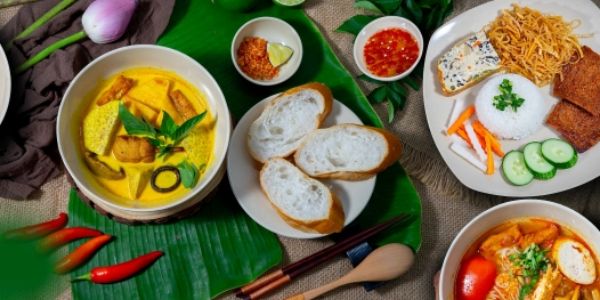 Nhuận Minh Chay - Cơm Tấm & Món Ngon