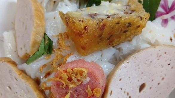 Bánh Cuốn Cô Thắm - Cách Mạng Tháng Tám