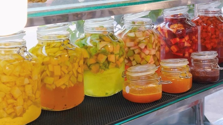 Tiệm Trà Trái Cây Phú Lộc - Trần Quang Khải