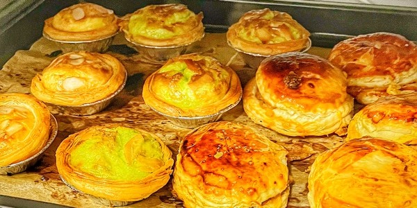 Tiệm Bánh & Tráng Miệng Bánh Nhà - Bánh Tart Hạnh Nhân - Phan Xích Long