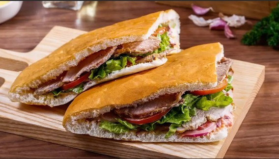 Bánh Mì 71 - Kebab Tam Giác, Kebab Cuộn & Sữa Bò Tươi