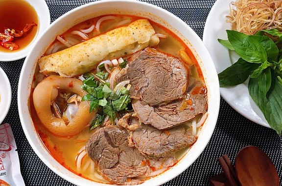 Bún Bò Huế 102 - Mạc Cửu