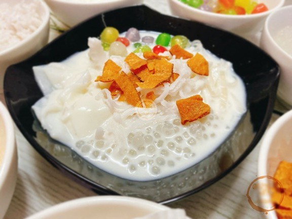 Chè Gấu - Nguyễn Công Trứ