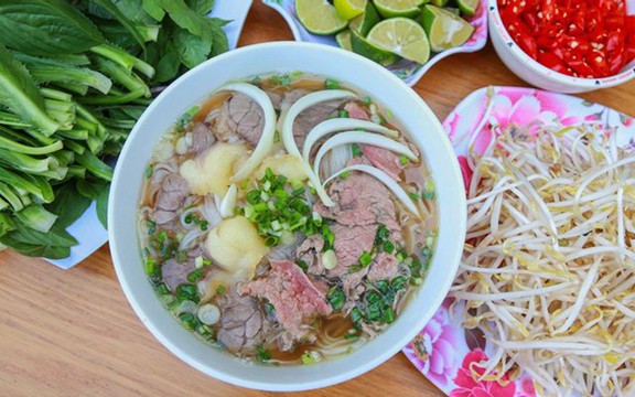 Phở Quỳnh - Lê Văn Quới