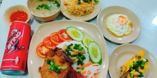 Cơm Tấm Quanh Quanh - Lê Đức Thọ