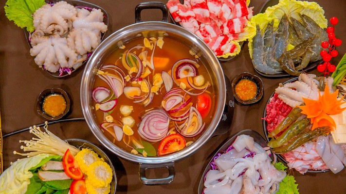 Thế Giới Lẩu - Kha Vạn Cân