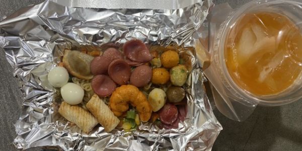 Tiệm Bánh Mì - Chill