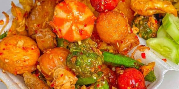 Ăn Vặt Hoàng Long - Cá Viên Chiên & Gà Lắc Phô Mai - Tân Hoà Đông