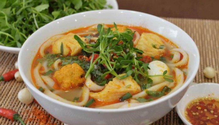 Bánh Canh Cá Lóc, Bánh Lọc Huế & Bánh Ép Thịt - Món Huế