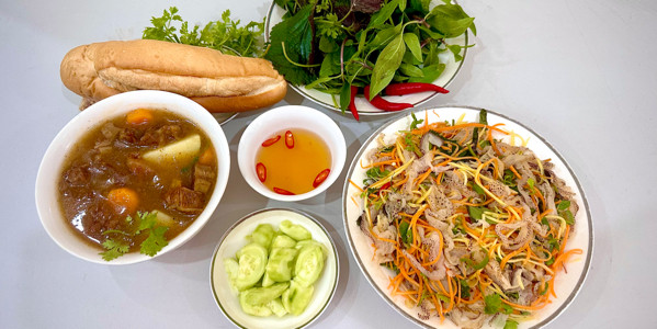 Tuệ Nhi Food - Lòng Lợn Quê & Bò Sốt Vang - 14/120 Định Công
