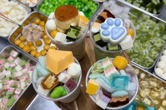 Gốm Milk Tea - Lê Đức Thọ