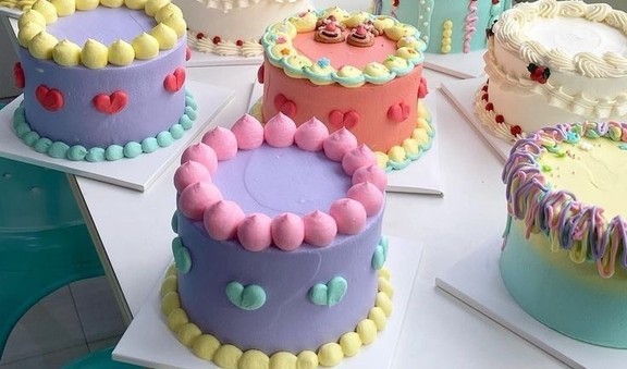 Tiệm Bánh 5 Cánh Hoa