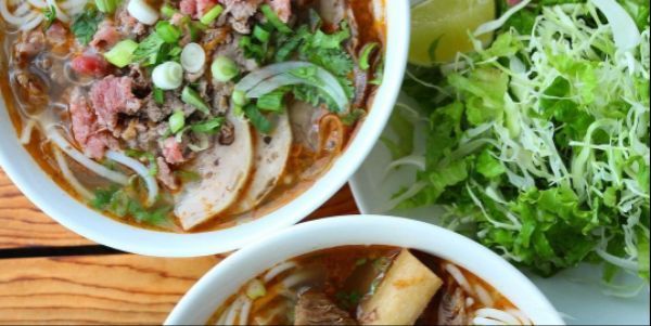 Bún Bò Huế Tuyết - Nguyễn Kiệm