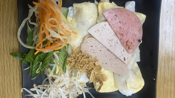 Bánh Cuốn Nóng 25